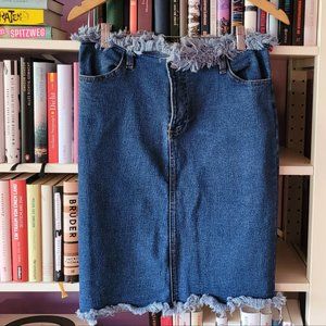 Stretchy denim pencil skirt